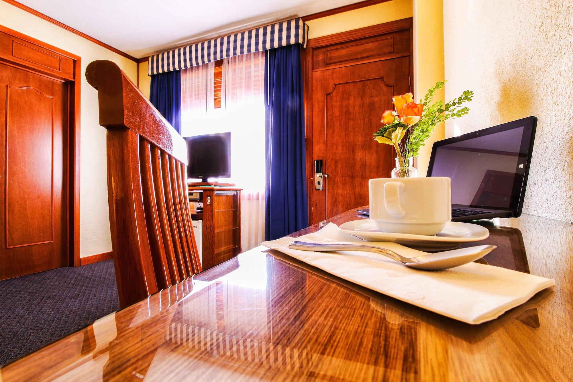 Hotel Lastra プエブラ エクステリア 写真