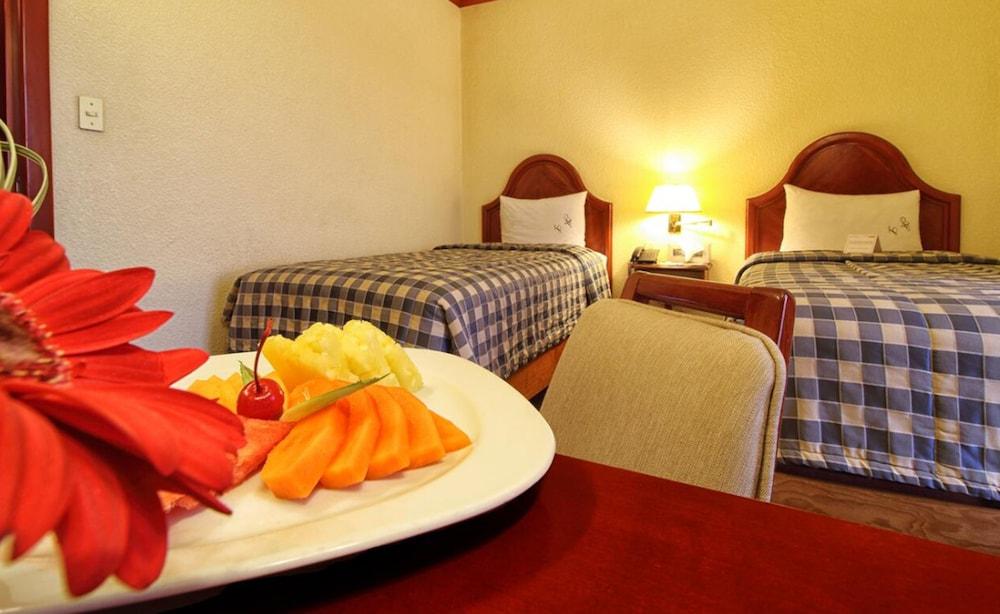 Hotel Lastra プエブラ エクステリア 写真